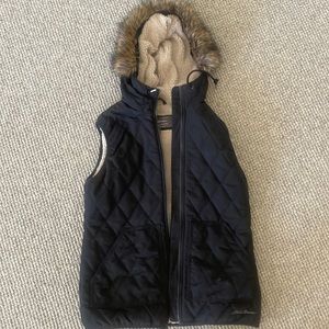 Black quilted vest with Sherpa lining